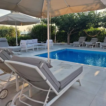 Evalia Complex -maisonnette -eretria *